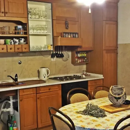In With Balcony, W-lan, Washing Machine Apartman *