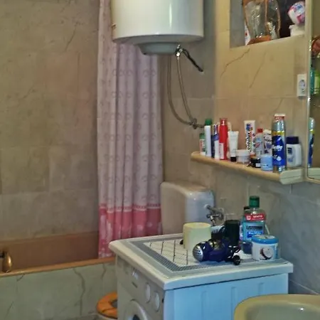 In With Balcony, W-lan, Washing Machine *