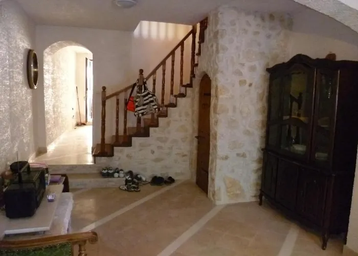 In With Balcony, W-lan, Washing Machine זלארין