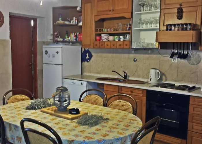 In With Balcony, W-lan, Washing Machine דירה זלארין